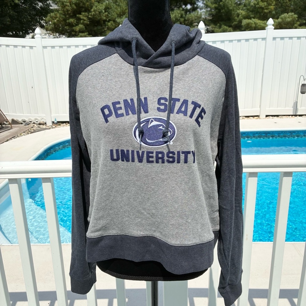 Champion Women’s Penn State University Cropped Hoodie Sweatshirt Gray Navy XL